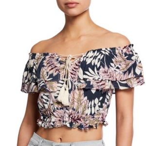 ✨free shipping !! ✨Lost + Wander Floral Off-Shoulder Top - Navy and Pink